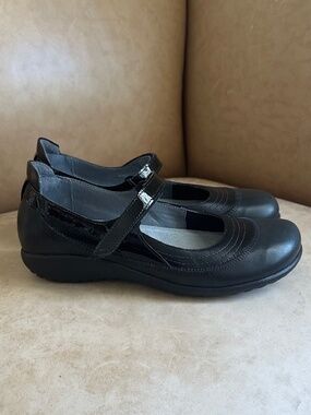 NAOT Kirei Leather Mary Jane Flats Black Size 38/US 7-7.5 Casual Comfy Travel